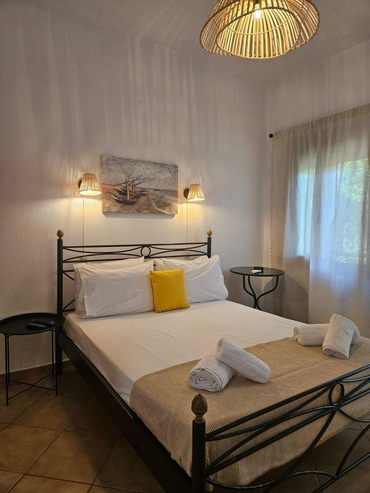 The Pine Trees Aparthotel Agnontas Exterior photo