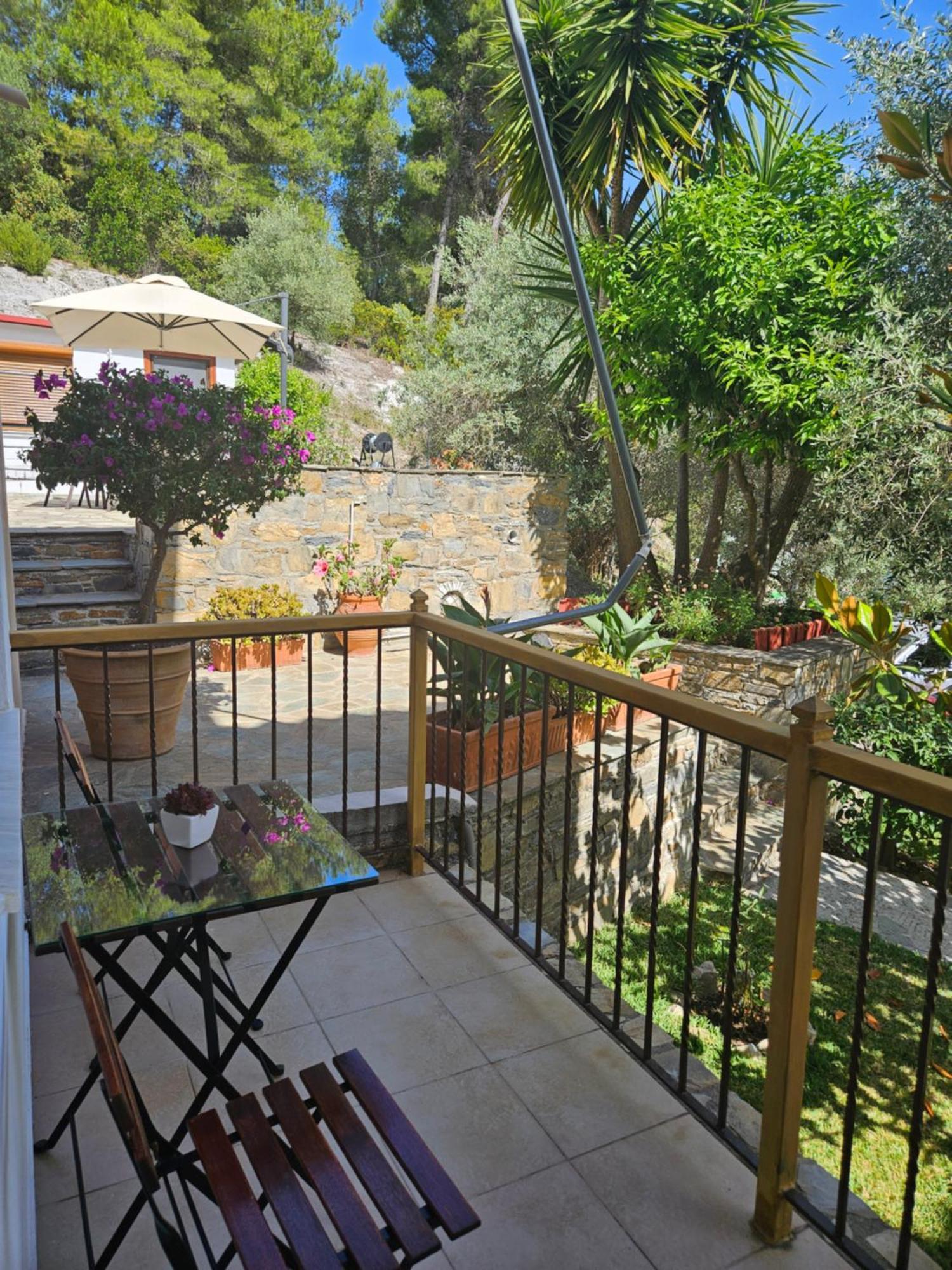 The Pine Trees Aparthotel Agnontas Exterior photo