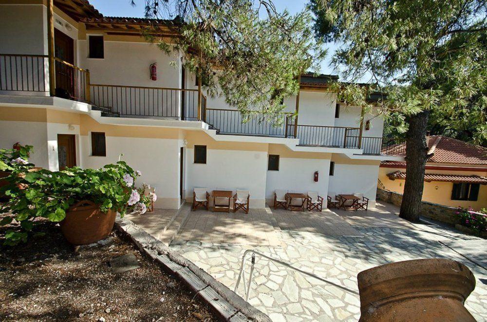 The Pine Trees Aparthotel Agnontas Exterior photo